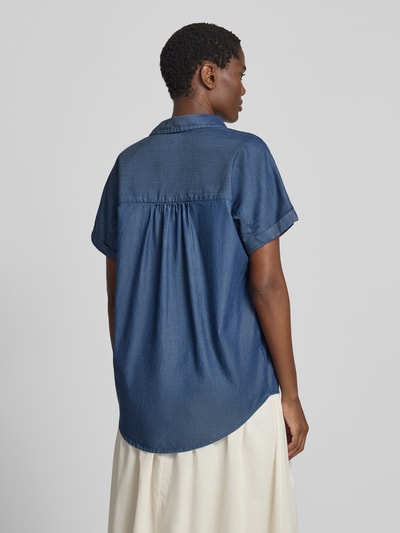 Christian Berg Woman Regular Fit Bluse in Denim-Optik mit V-Ausschnitt Blau 5