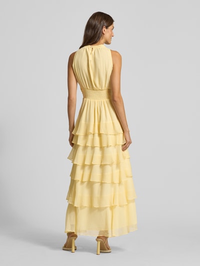 Neo Noir Maxi-jurk in laagjeslook, model 'MARLI SOLID CHIFFON DRESS' Pastelgeel - 5