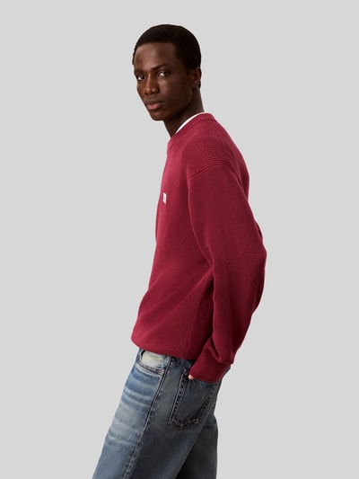 Calvin Klein Jeans Relaxed Fit Pullover aus reiner Baumwolle mit Logo-Stitching Bordeaux 4