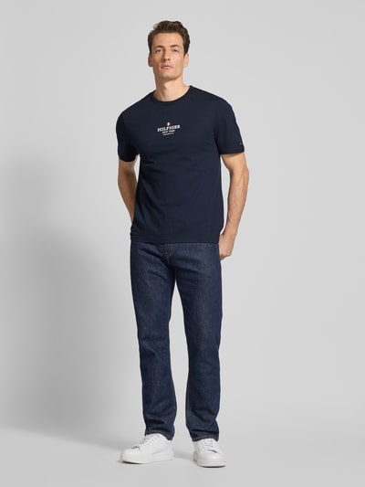 Tommy Hilfiger T-Shirt mit Label-Print Marine 1