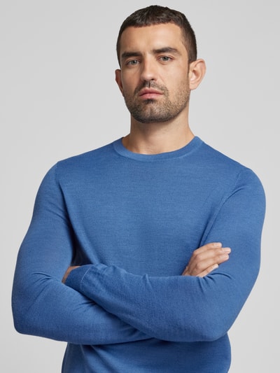 Christian Berg Men Gebreide pullover met ronde hals Jeansblauw gemêleerd - 3