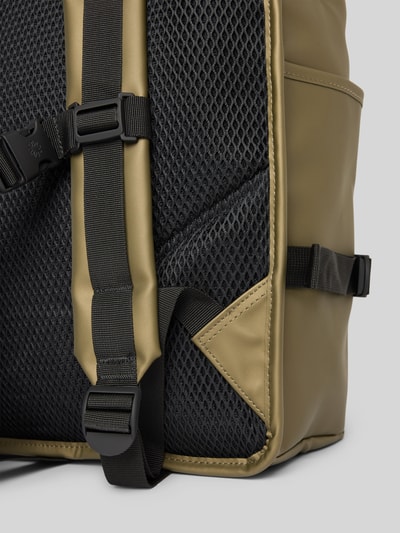 RAINS Rucksack mit Reißverschlusstasche Khaki 3