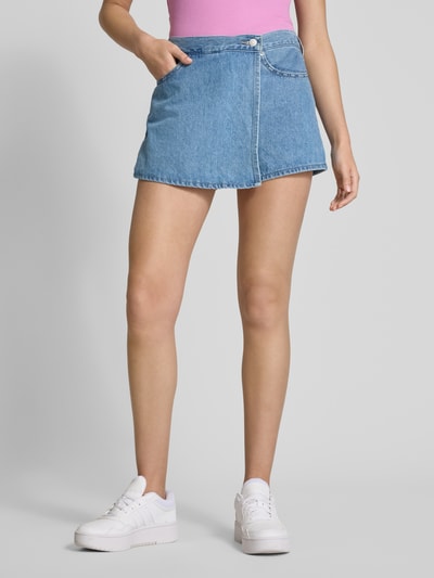 Levi's® Szorty jeansowe o kroju regular fit w kopertowym stylu model ‘IM FUN’ Jeansowy niebieski 4