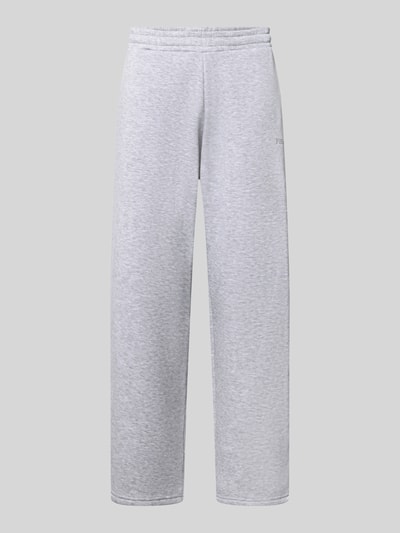 Produktfoto, Straight Fit Sweatpants mit Logo-Detail von REVIEW im hellgrauen Farbton aus Baumwoll-Mix, elastischer Bund und Eingrifftaschen