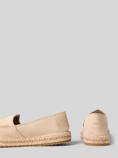 Tommy Hilfiger Loafer aus Wildleder mit Seil-Sohle Beige 2