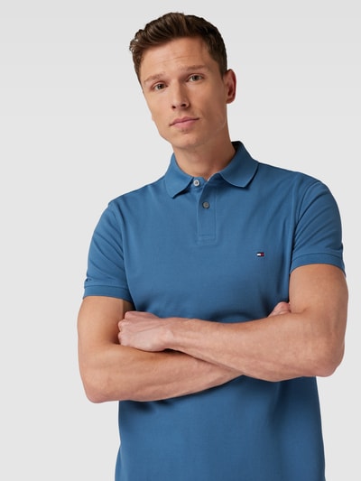 Tommy Hilfiger Poloshirt mit Label-Stitching Ozean Blau 3