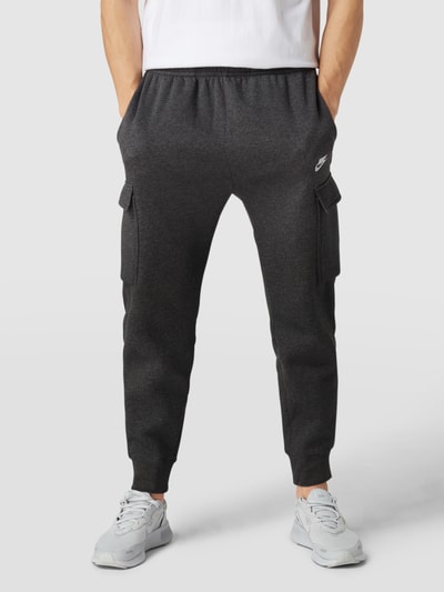 Nike Standard Fit Sweatpants mit Label-Stitching Anthrazit Melange 4