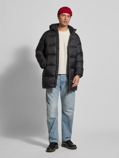 Tommy Jeans Regular Fit Daunenmantel mit Logo-Stitching Black 1
