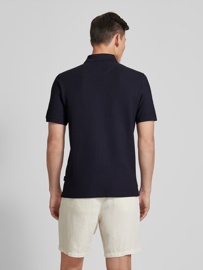 bugatti Poloshirt in unifarbenem Design Marine 5