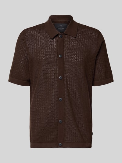 Produktfoto, Regular Fit Freizeithemd in Strick-Optik Modell 'Owen' von Jack & Jones Premium, Reine Baumwolle, Semitransparent, Kurzärmelig, Kentkragen, durchgehende Knopfleiste, braun, feine Lochstruktur.