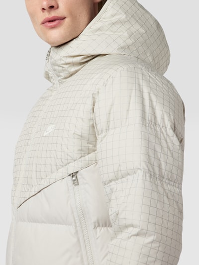 Nike Daunenjacke mit Muster Silber 3