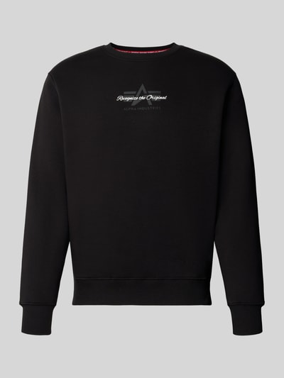 Produktfoto, Regular Fit Sweatshirt aus Baumwoll-Mix mit Label-Detail von Alpha Industries, Schwarz, elastische Abschlüsse, glatte Textur.