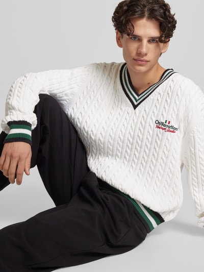 On Vacation Gebreide pullover met kabelpatroon, model 'Retro Italia' Offwhite - 3