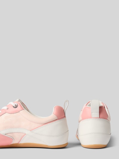 Produktfoto, Sneaker mit Schnürung im Retro-Look von Marc Cain Bags & Shoes in Rosa und Weiß, Gummisohle, Abgerundete-Spitze, Absatzhöhe: 1 cm, Schafthöhe: 9 cm, Schaftweite: 9 cm, Größe 40