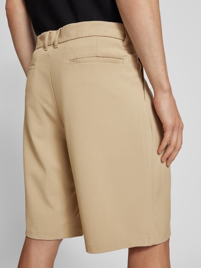 REVIEW Tailored Fit Shorts mit Bundfalten Beige 3