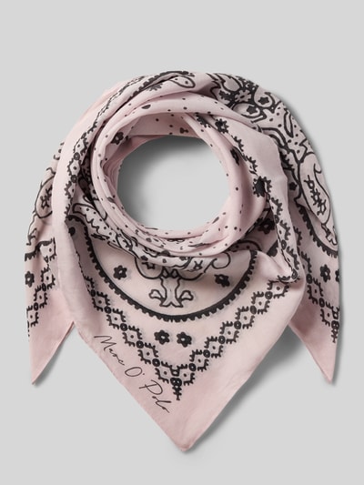 Produktfoto, Tuch aus reiner Baumwolle von Marc O'Polo in zartem Rosa mit schwarzem abstraktem Muster, Optik: Unifarben, Popeline, Label-Schriftzug.