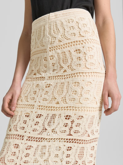 GUESS Maxirock mit Häkelspitze Modell 'OCTAVIA' Sand 3