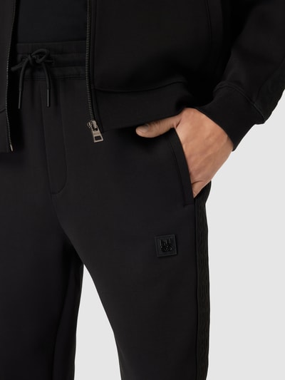 HUGO Sweatpants mit Label-Badge Modell 'Demboss' Black 3