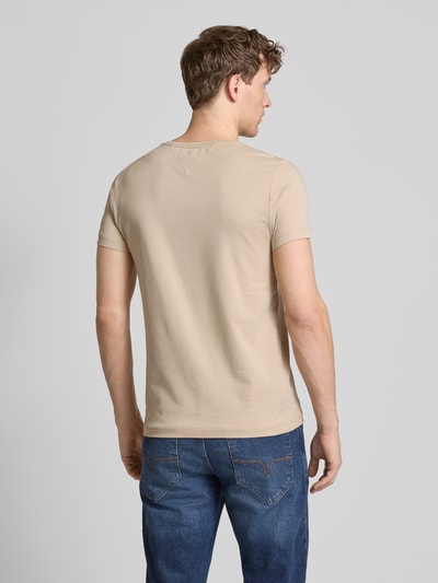 Tommy Hilfiger Slim Fit T-Shirt mit Logo-Stitching Beige 5