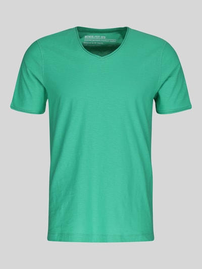 Produktfoto, Regular Fit T-Shirt mit V-Ausschnitt von MCNEAL in Grün, reine Baumwolle, Rollsaum, Rückenlänge Größe M: 70 cm