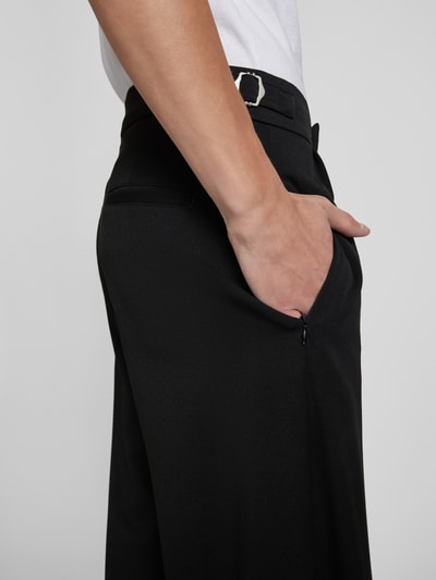 EIGHTYFIVE Straight Leg Bundfaltenhose mit Reißverschlusstaschen Black 3