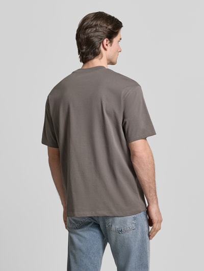 WOODBIRD T-shirt o kroju regular fit z czystej bawełny model „Baine” Antracytowy 5