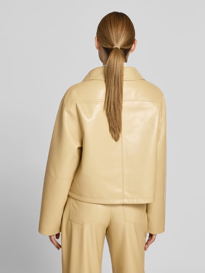 Nanushka Jacke mit Stehkragen Beige 5