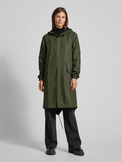 RAINS Regenmantel mit seitlichen Pattentaschen Modell 'Fishtail' Khaki 4