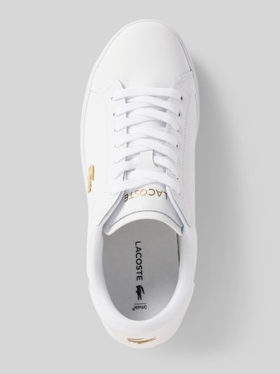 Produktfoto, Low Top Sneaker aus echtem Leder Modell 'POWERCOURT' von Lacoste, efekt: jednolity kolor, zaokrąglony nosek, płaska podeszwa, profilowana podeszwa, nadruk z logo, metalowa aplikacja, wiązanie, wykończenie: skóra gładka, materiał: naturalna skóra