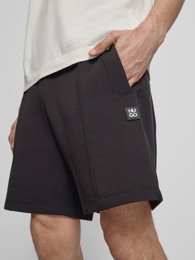 HUGO Szorty dresowe z mieszanki bawełny w kroju regular fit model 'DIMACSHORT' Czarny 3