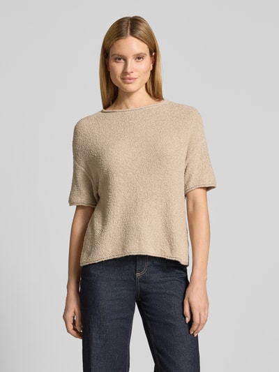 Frauenmodel trägt Boxy Fit Pullover aus Baumwoll-Mix-Frottee von Marc O'Polo, Optik: Unifarben, Passform: Boxy-Fit, Rundhals, Kurzarm, Rollsaum, Frottee-Struktur, Material: Baumwoll-Mix, Ganzkörperansicht von vorne.
