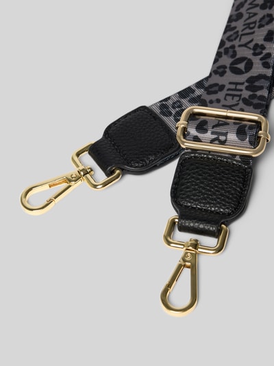 Produktfoto, Trageriemen mit Allover-Animal-Print von Hey Marly in Schwarz und Grau mit goldfarbenen Karabinerhaken, Logo-Detail, strukturierte Textur, verstellbares Design