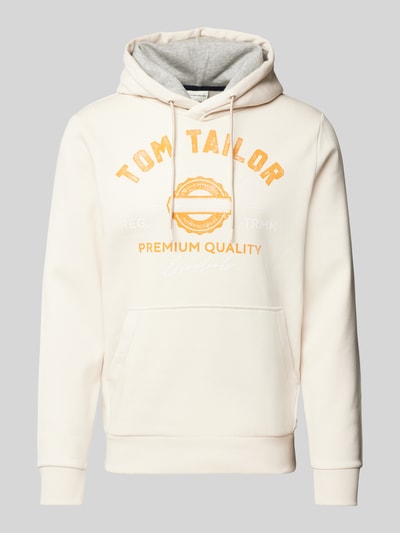 Tom Tailor Bluza o kroju regular fit z mieszanki bawełny z kapturem i nadrukiem z logo Złamany biały 2