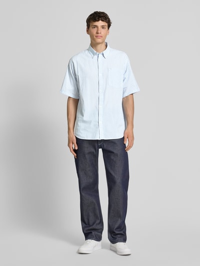 Carhartt Work In Progress Freizeithemd mit Knopfleiste Modell 'PHELPS' Hellblau 1