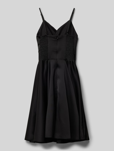 G.O.L. Kleid mit V-Ausschnitt Black 3