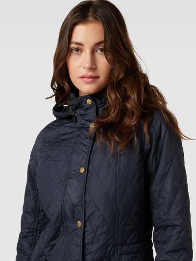 Barbour Steppjacke mit abnehmbarer Kapuze Modell 'MILLFIRE' Marine 3