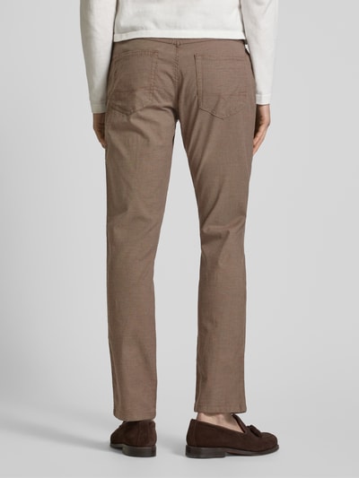 Christian Berg Men Tapered Fit Chino mit Strukturmuster Taupe 5