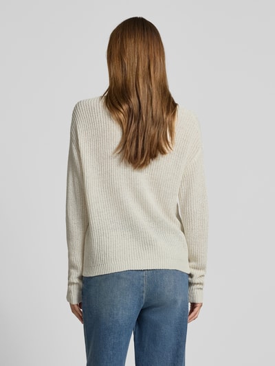 Christian Berg Woman Gebreide pullover met extra brede schouders Offwhite - 5