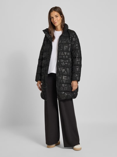 EA7 Emporio Armani Płaszcz pikowany o kroju regular fit z nadrukiem z logo na całej powierzchni model ‘Caban’ Czarny 1