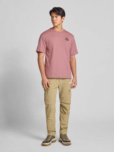 The North Face T-shirt z wyhaftowanym logo Brudnoróżowy 1