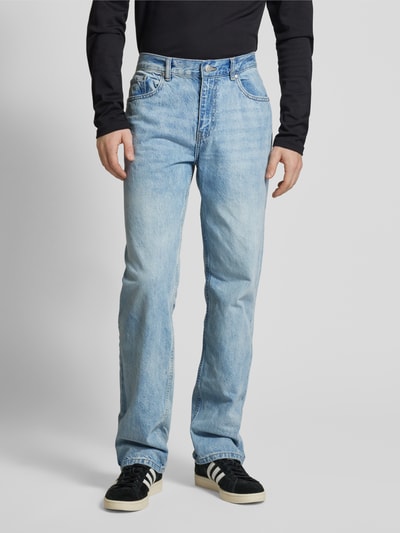 REVIEW Essentials Straight Fit Jeans  Hellblau 4