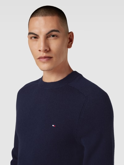 Tommy Hilfiger Strickpullover mit Label-Stitching Modell 'MERINO' Marine 3