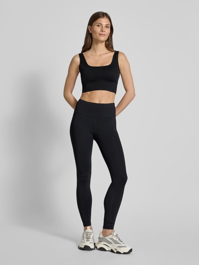 BORN LIVING YOGA Crop Top mit Karree-Ausschnitt Modell 'Yami' Black 1