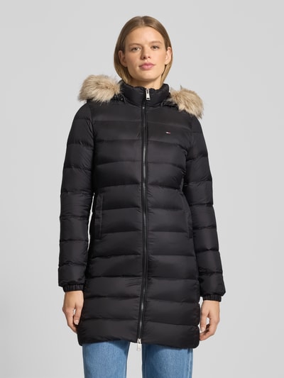 Tommy Jeans Płaszcz pikowany o kroju slim fit z wypełnieniem puchem i pierzem Czarny 4