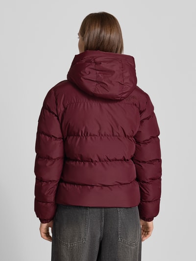 Superdry Kurtka w pikowanym wyglądzie, krój regular fit Bordowy 5