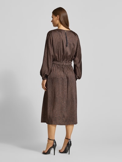 JOOP! Knielange jurk met V-hals, model 'DAKOTA' Middenbruin - 5