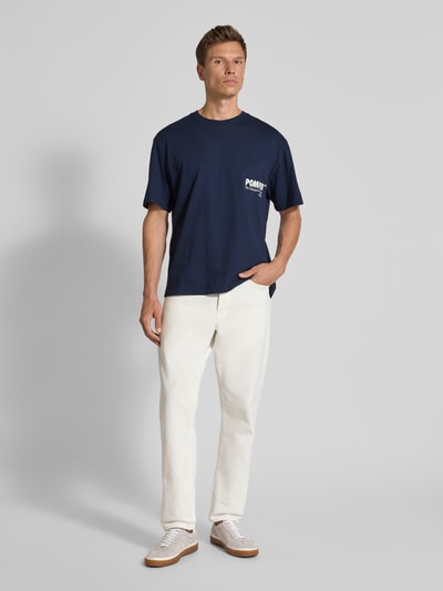 POMPEII BRAND T-Shirt mit Label-Print Dunkelblau 1