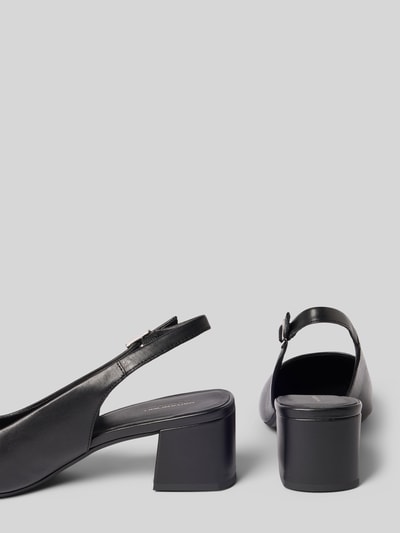 Produktfoto, Slingbacks aus echtem Leder Modell 'MARTA' von Vagabond, Optik: Unifarben, Schuhspitze spitz, Blockabsatz, Dornschließe, Sohle leicht strukturiert, Materialverarbeitung: Glattleder