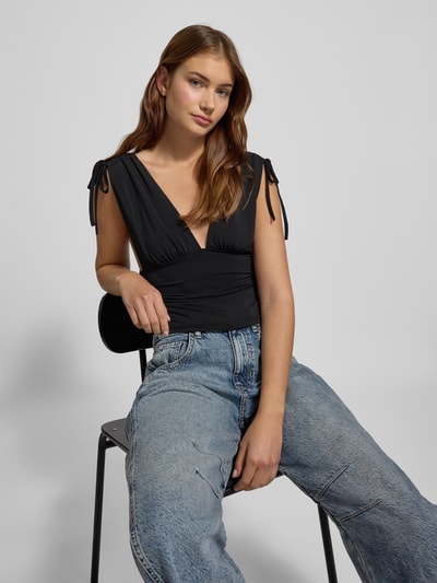Gina Tricot Top z dekoltem w serek i wiązaniem Czarny 3
