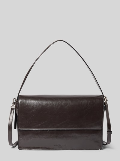 Produktfoto, Crossbody Bag aus echtem Leder Modell 'Audrey' von LIEBESKIND BERLIN, główna przegroda z zamkiem błyskawicznym, odpinany pasek na ramię, naturalna skóra, ciemnobrązowy, szerokość w rozmiarze 1: 35 cm, długość w rozmiarze 1: 22 cm, głębokość w rozmiarze 1: 11 cm, długość paska na ramię w rozmiarze 1: 122 cm, gładka tekstura